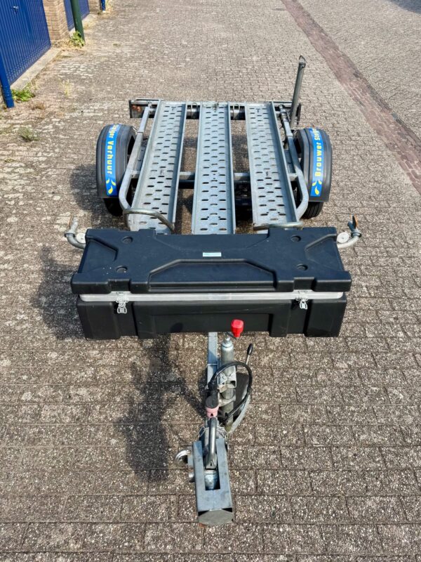 motortrailer 2 motoren vooraanzicht
