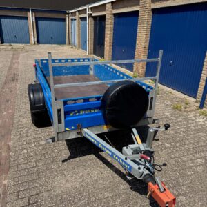 Open aanhanger vooraanzicht